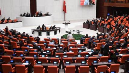 AK Parti TRT katkı payının kaldırılmasını da düzenleyen yasa teklifini Meclis'e sundu
