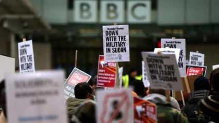 BBC, Sudan yayınları nedeniyle protesto edildi