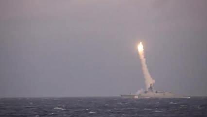 Rusya'dan yeni hipersonik füze denemesi: Denizdeki hedefi vurdular