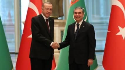 Son Dakika... Başkan Erdoğan Türkmenistan'da: İki ülke arasında imzalar atıldı