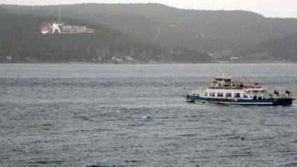 Çanakkale'de feribot seferlerine fırtına iptali