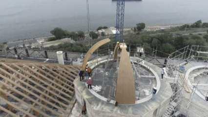 Çökme riski olan Fatih Köşkü'nde kubbelerden bin 500 tonluk beton yükü kaldırıldı!