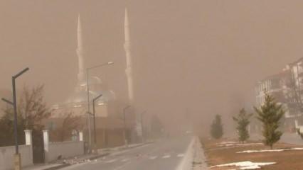 Konya ve Aksaray'daki kum fırtınasından çarpıcı kareler