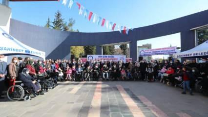 Şahinbey Belediyesi örnek oldu! 136 adet akülü ve manuel tekerlekli sandalye hediye etti