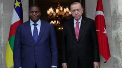 Başkan Erdoğan, Faustin-Archange Touadera ile görüştü