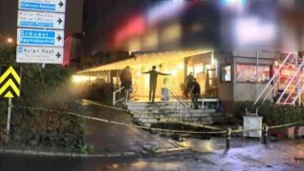 Büyükçekmece'de otomobil restorana daldı, 2 bekçi yaralandı 