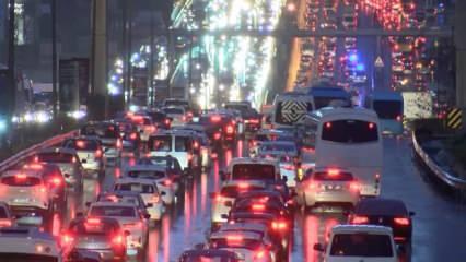 Son dakika: İstanbul'da trafik kilit! Yoğunluk yüzde 76 oldu