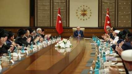 Erdoğan, Türk Yahudi Toplumu ve İslam Ülkeleri Hahamlar İttifakı Üyelerini kabul etti