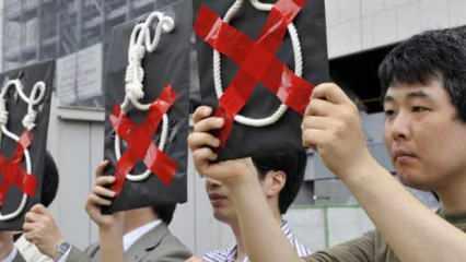 Japonya'da üç kişi idam edildi