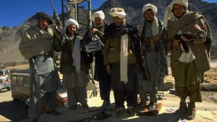 Afganistan'da Taliban istihbaratı 3 ton içkiyi Kabil Nehri'ne döktü