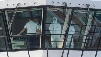 Omicron alarmı: 2 bin 500 yolcu taşıyan gemi geri çağrıldı