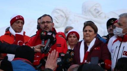 Sarıkamış şehitleri anısına kardan heykeller törenle açıldı