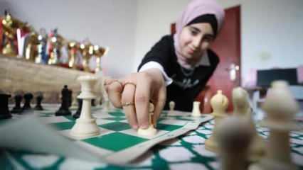 Filistinli Cena satrançta dünya şampiyonu olmaya hazırlanıyor