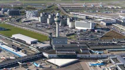 Güney Afrika-Hollanda seferini yapan uçağın iniş takımlarında kaçak yolcu bulundu