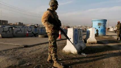 Pakistan'da emniyet güçlerine saldırı: 1 polis öldü