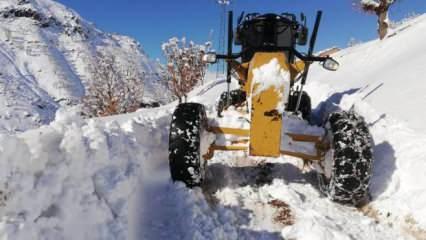 Batman’da ulaşıma kar engeli, açılan köy yolları tekrar kapandı