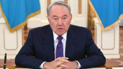 Kazakistan'da son dakika gelişmesi: Nazarbayev'in yetkileri kaldırıldı!