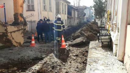 Edirne'de kazılan yolda doğalgaz sızıntısı 