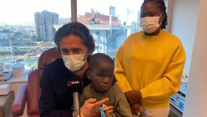 2 aylıkken üvey annesi asitle yüzünü yaktı! Afrikalı çocuk Türkiye'de tedavi olacak