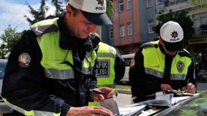 Uşak'ta bin 486 araç sürücüsüne para cezası kesildi