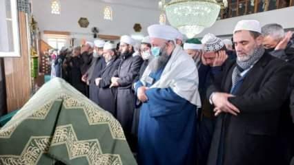 Seyda Muhammed Konyevi son yolculuğuna uğurlandı