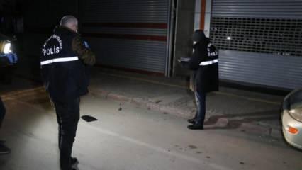 Adana’da otomobilin altında kar maskesi ile 3 adet EYP bulundu