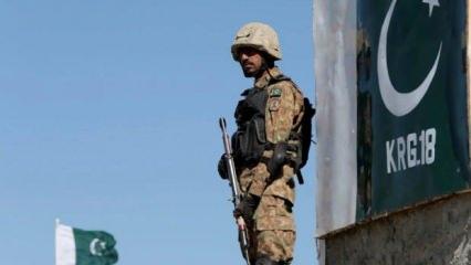 Pakistan'da çatışma: 1 asker öldü, 5 saldırgan etkisiz hale getirildi