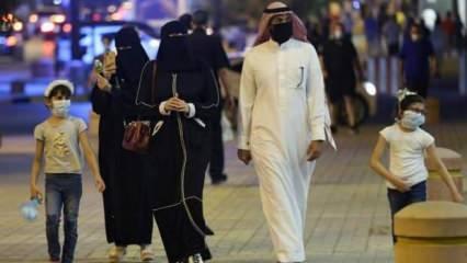 Suudi Arabistan'da devlet daireleri ve camilerde şort giymeye 500 riyal ceza