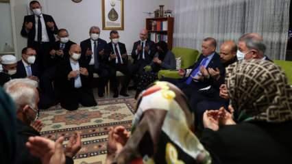 Başkan Erdoğan'dan şehit Özel Harekat Şube Müdürü Eren'in ailesine taziye ziyareti