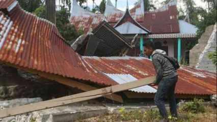 Endonezya’da 6,2 büyüklüğünde deprem: 7 ölü, 85 yaralı