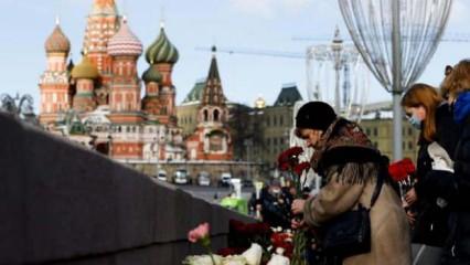 Rus muhalif Boris Nemtsov Moskova'da anıldı
