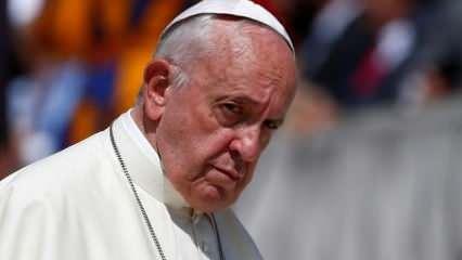 Papa: Ukrayna'da kan ve gözyaşı nehirleri akıyor