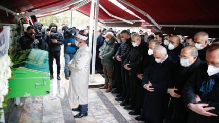 Savunma Sanayii Başkanı Demir'in ağabeyinin cenazesi toprağa verildi