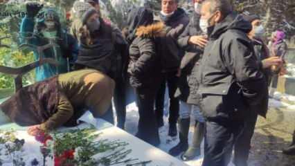 CHP İstanbul İl Başkanı Canan Kaftancıoğlu, Berkin Elvan'ı mezarı başında andı