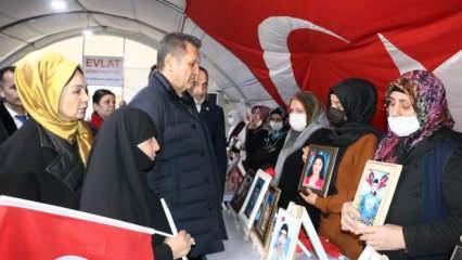 Mustafa Sarıgül Diyarbakır’da evlat nöbetindeki aileleri ziyaret etti