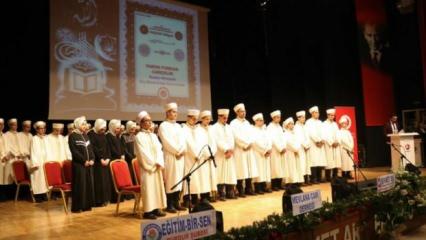 Burdur'da hafızlığını tamamlayan 69 öğrenciye belge verildi