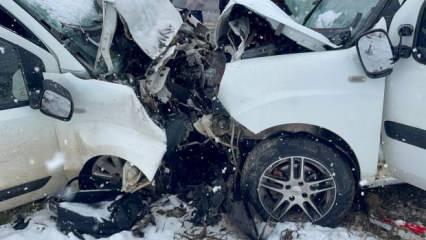 Mardin'de iki araç kafa kafaya çarpıştı: 4 ölü 7 yaralı