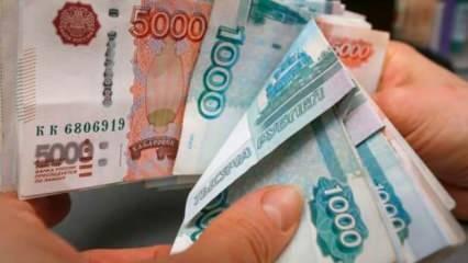  Rus vatandaşları Türk bankalarına akın ediyor