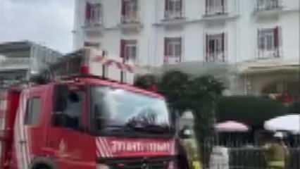 Büyükada'da tarihi otelde yangın