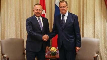 Çavuşoğlu, Rus mevkidaşı Lavrov'la telefonda görüştü