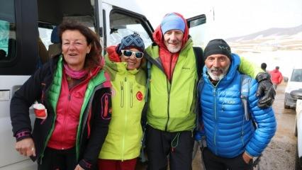 Van'da dağlık bölgede kayak yapan İtalyan ekibin 4 üyesi çığ altında kaldı
