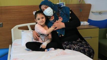 Adana'ya ambulans uçakla getirilen Asya çölyak hastası çıktı