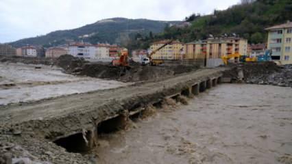 Bozkurt'ta hasar gören geçici köprü onarıldı