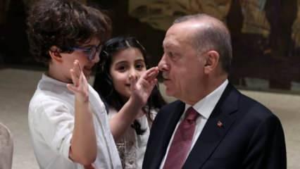 Çocuklar Cumhurbaşkanı Erdoğan'a 'Cumhur Dede' diye hitap etti