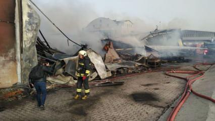 Konya'da korkutan fabrika yangını