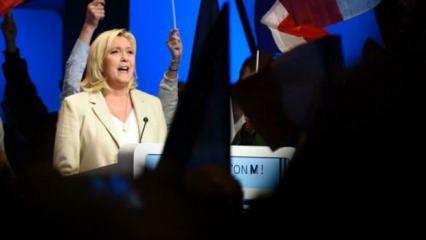 Le Pen: Açık alanda başörtüsünü yasaklayacağım