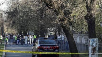 Romanya'daki Rusya Büyükelçiliğinin binasına aracıyla çarpan kişi öldü