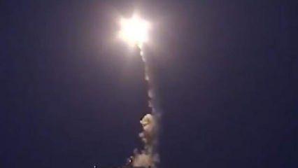 Rusya: Ukrayna'da yüksek hassasiyetli roketlerle akaryakıt üslerini vurduk