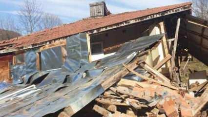 Sinop'ta heyelan: 6 ev hasar gördü