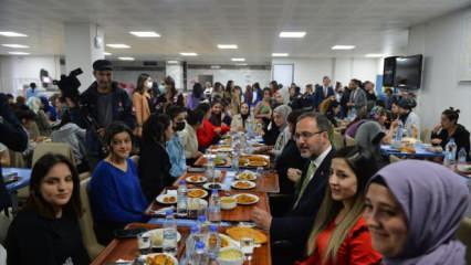 Bakan Kasapoğlu Tunceli’de öğrencilerle iftar yaptı